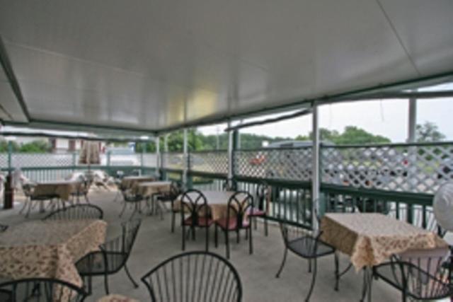 Hotel Lake Anna Glenora Exterior foto